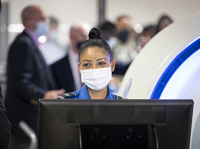 TSA Officers Miss First Full Paycheck as 300 Quit and Airport Lines Stretch Three Hours During Spring Break TSA Officers Miss First Full Paycheck as 300 Quit and Airport Lines Stretch Three Hours During Spring Break