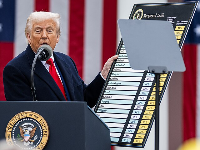 Trump Says He Is Considering Winding Down the Iran War Without Reopening the Strait of Hormuz Trump Says He Is Considering Winding Down the Iran War Without Reopening the Strait of Hormuz