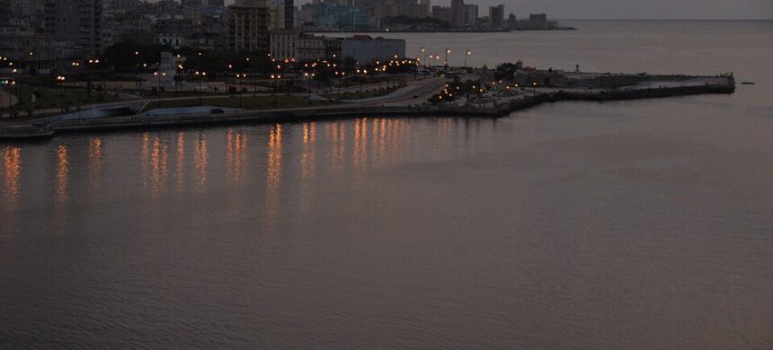 Cuba's Electric Grid Loses Power, Causing Nationwide Blackout